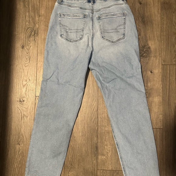 American Eagle Distressed Curvy Mom Jean - Picture 2 of 4
